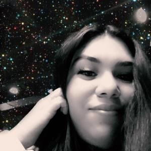 Meet your Posher, Lorena